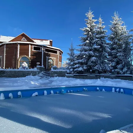 Panorama Karpat בית הארחה