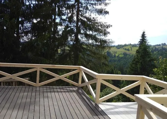 Konukevi Panorama Karpat *