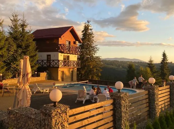 Konukevi Panorama Karpat Yablunytsia